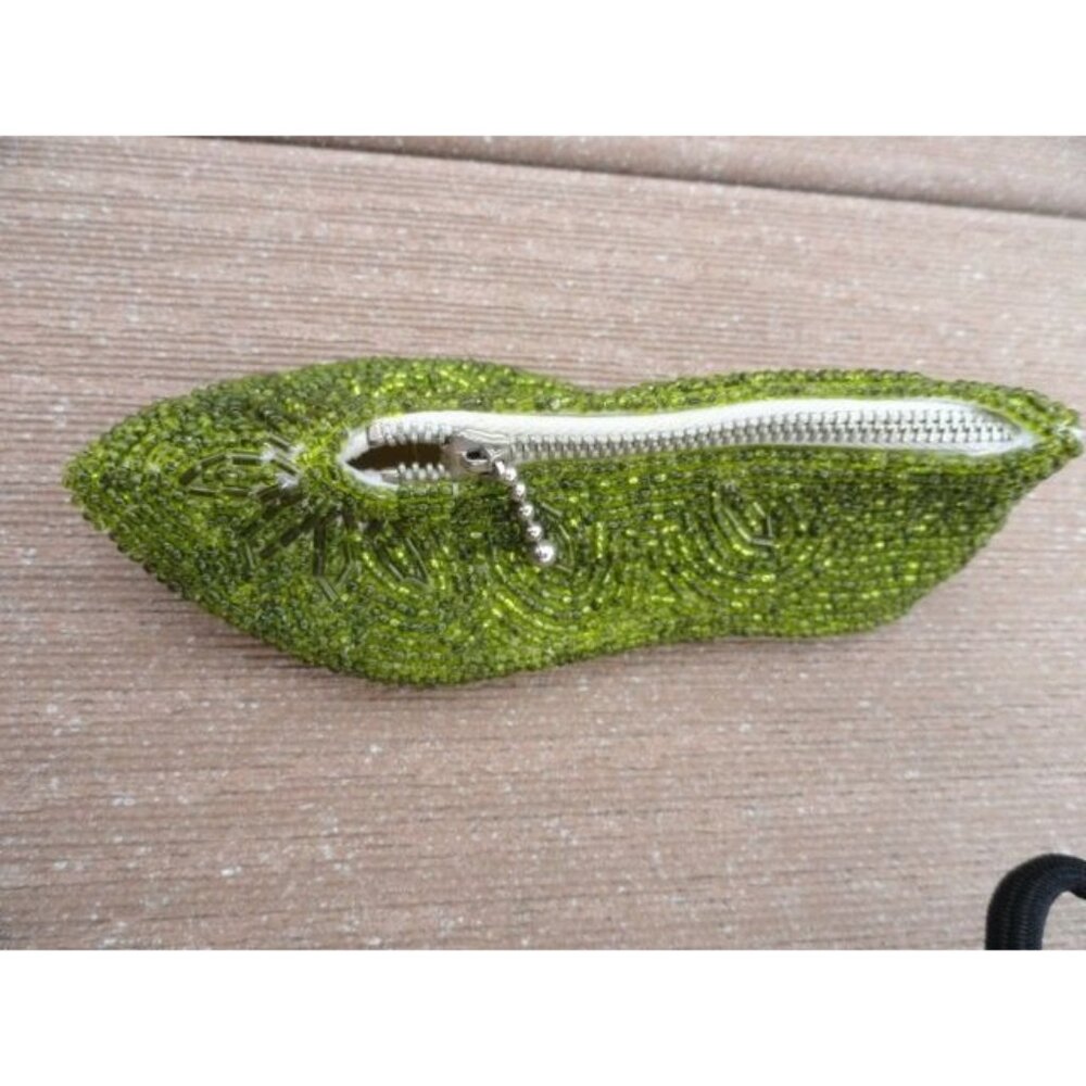 Vintage 1950's Beaded Slipper Shoe Change Coin Purse Made In Japan Green Silver